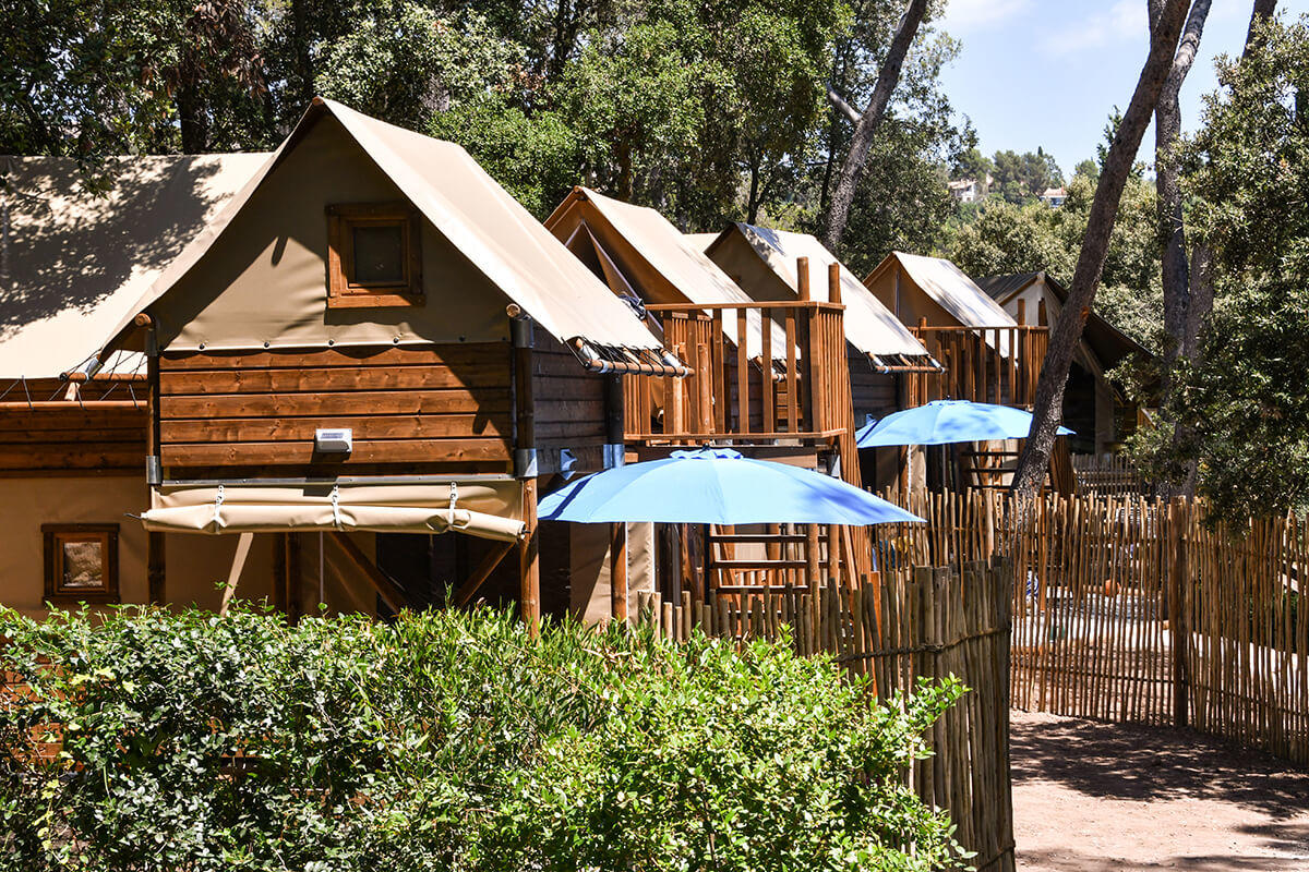 cabane sur pilotis