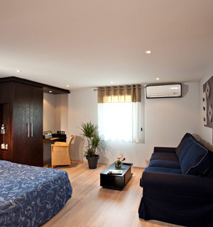 COTTAGE HOTEL — photo 2