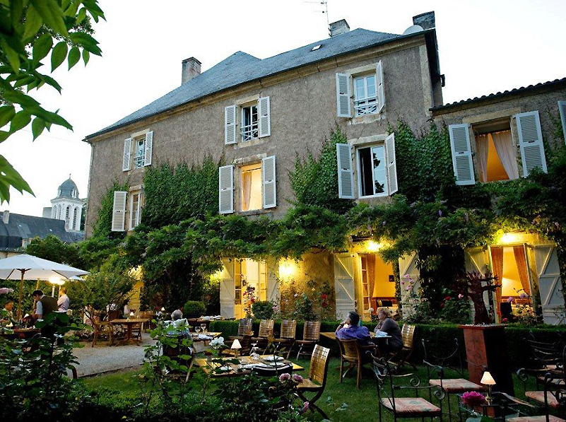 HOSTELLERIE LA ROSERAIE — photo 6