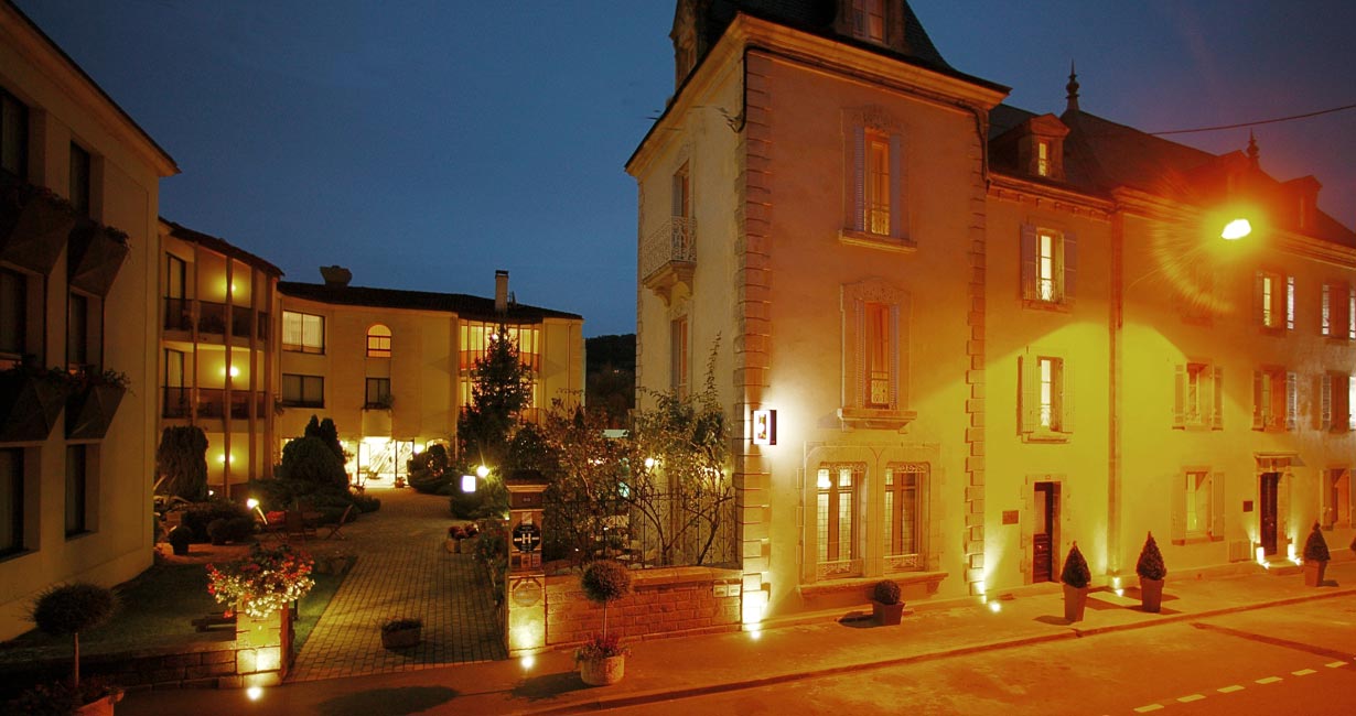 HOTEL DE SELVES
