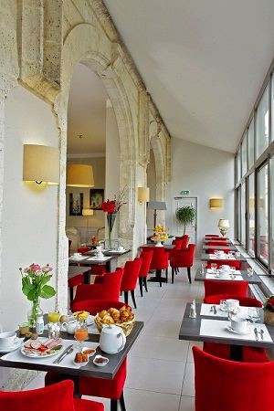 Hôtel Le Renoir — photo 2